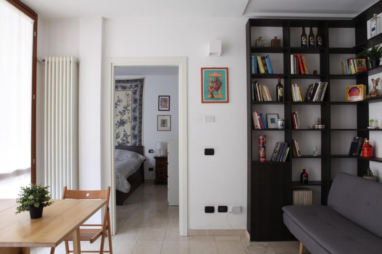 Terrace Apartment Close To Metro Station Milano Exterior foto